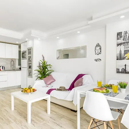 3e. Charming In Americas